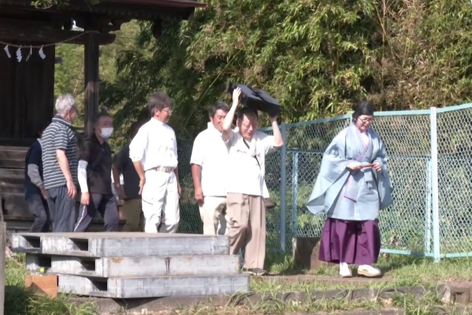 朝ご神体の返却