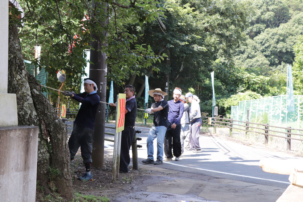 幟を立てる（道路側）
