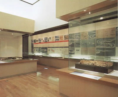 Exhibition room (2)